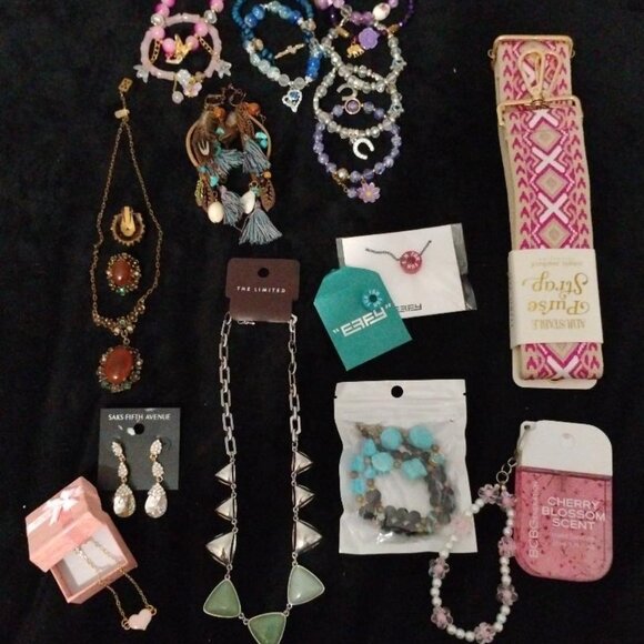Miscellaneous Jewelry - Jewelry Bundle